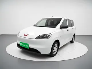Wuling Hongguang 2025 купить из Китая, цена 1 333 000 ₽ — Suifenhe Auto