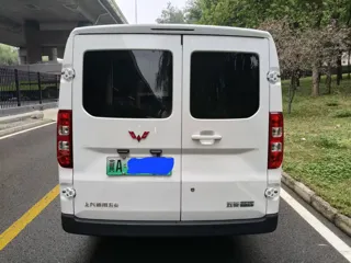 Wuling Yangguang 2024 купить из Китая, цена 1 423 000 ₽ — Suifenhe Auto
