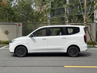 Wuling Hongguang 2026 купить из Китая, цена 1 460 000 ₽ — Suifenhe Auto