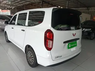 Wuling Hongguang 2025 купить из Китая, цена 1 351 000 ₽ — Suifenhe Auto