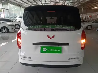 Wuling Hongguang 2025 купить из Китая, цена 1 351 000 ₽ — Suifenhe Auto