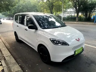 Wuling Hongguang 2026 купить из Китая, цена 1 307 000 ₽ — Suifenhe Auto