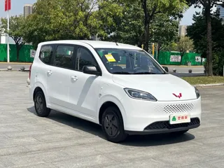 Wuling Hongguang 2025 купить из Китая, цена 1 570 000 ₽ — Suifenhe Auto