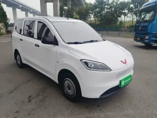 Wuling Hongguang 2025 купить из Китая, цена 1 276 000 ₽ — Suifenhe Auto