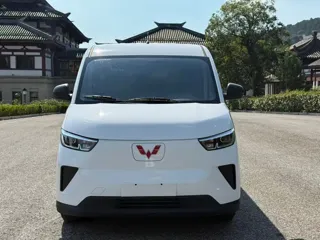 Wuling Yangguang 2026 купить из Китая, цена 1 528 000 ₽ — Suifenhe Auto