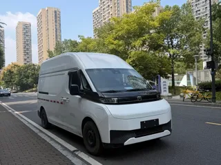 Farizon VAN 2025 купить из Китая, цена 2 463 000 ₽ — Suifenhe Auto