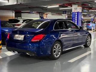 Mercedes-Benz C-Class 2018 купить из Китая, цена 1 912 000 ₽ — Suifenhe Auto