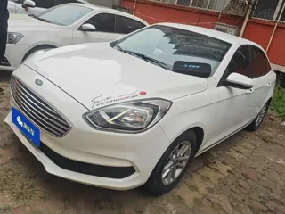 Ford Escort 2019 купить из Китая, цена 992 000 ₽ — Suifenhe Auto