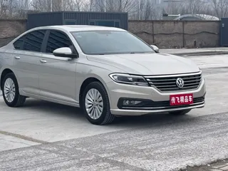 Volkswagen Lavida 2019 купить из Китая, цена 1 355 000 ₽ — Suifenhe Auto