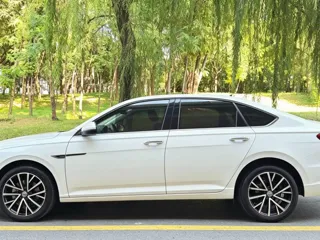 Volkswagen Lavida 2020 купить из Китая, цена 1 370 000 ₽ — Suifenhe Auto