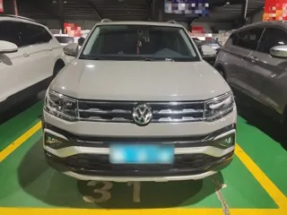 Volkswagen T-Cross 2019 купить из Китая, цена 1 388 000 ₽ — Suifenhe Auto