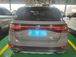 Volkswagen T-Cross 2019 купить из Китая, цена 1 388 000 ₽ — Suifenhe Auto