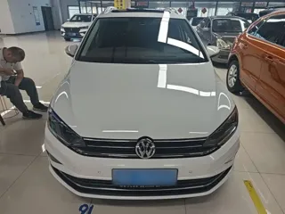Volkswagen Golf Sportsvan 2020 купить из Китая, цена 1 604 000 ₽ — Suifenhe Auto