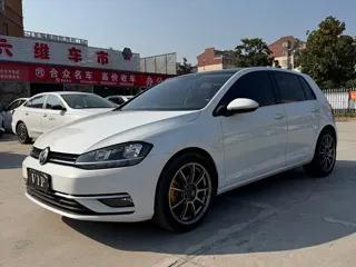 Volkswagen Golf 2019 купить из Китая, цена 1 383 000 ₽ — Suifenhe Auto