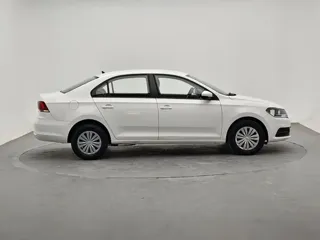Volkswagen Santana 2020 купить из Китая, цена 1 209 000 ₽ — Suifenhe Auto