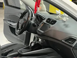 Ford Escort 2020 купить из Китая, цена 1 258 000 ₽ — Suifenhe Auto