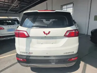 Wuling Hongguang S3 2019 купить из Китая, цена 1 172 000 ₽ — Suifenhe Auto