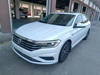 Volkswagen Sagitar 2019 купить из Китая, цена 1 465 000 ₽ — Suifenhe Auto