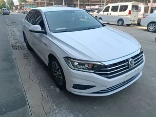Volkswagen Sagitar 2019 купить из Китая, цена 1 465 000 ₽ — Suifenhe Auto