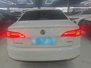 Volkswagen Bora 2020 купить из Китая, цена 1 406 000 ₽ — Suifenhe Auto