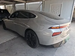 Xpeng P7 2021 купить из Китая, цена 3 940 000 ₽ — Suifenhe Auto