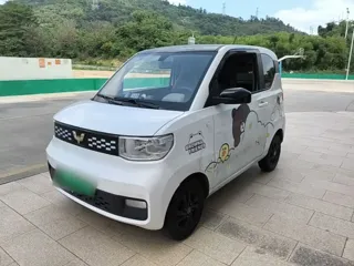 Wuling Hong Guang Mini EV 2021 купить из Китая, цена 717 000 ₽ — Suifenhe Auto