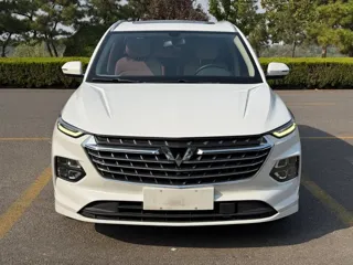 Wuling Victory 2021 купить из Китая, цена 1 390 000 ₽ — Suifenhe Auto