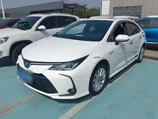 Toyota Corolla 2023 купить из Китая, цена 1 635 000 ₽ — Suifenhe Auto