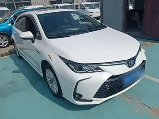 Toyota Corolla 2023 купить из Китая, цена 1 635 000 ₽ — Suifenhe Auto