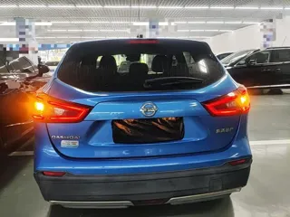 Nissan Qashqai 2021 купить из Китая, цена 2 039 000 ₽ — Suifenhe Auto