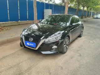 Nissan Teana 2022 купить из Китая, цена 1 707 000 ₽ — Suifenhe Auto