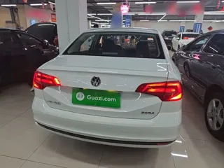Volkswagen Bora 2021 купить из Китая, цена 1 329 000 ₽ — Suifenhe Auto