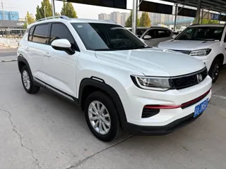 Changan CS35 Plus 2021 купить из Китая, цена 1 348 000 ₽ — Suifenhe Auto