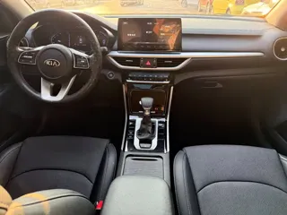 Kia K3 2021 купить из Китая, цена 1 318 000 ₽ — Suifenhe Auto