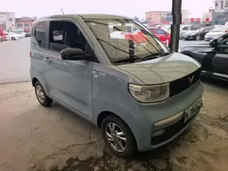 Wuling Hong Guang Mini EV 2020 купить из Китая, цена 756 000 ₽ — Suifenhe Auto