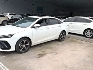 Geely Emgrand 2022 купить из Китая, цена 1 125 000 ₽ — Suifenhe Auto
