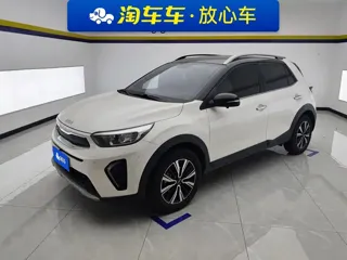 Kia Stonic 2022 купить из Китая, цена 1 167 000 ₽ — Suifenhe Auto