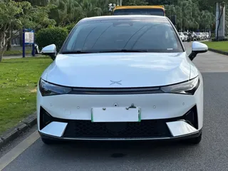 Xpeng P5 2022 купить из Китая, цена 3 339 000 ₽ — Suifenhe Auto
