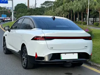 Xpeng P5 2022 купить из Китая, цена 3 339 000 ₽ — Suifenhe Auto