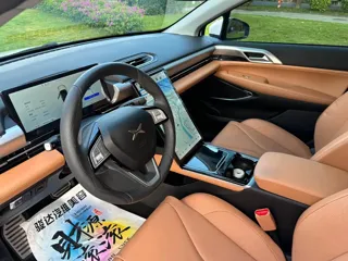 Xpeng P5 2022 купить из Китая, цена 3 339 000 ₽ — Suifenhe Auto
