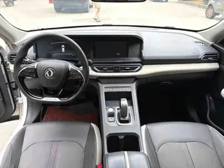Dongfeng E70 2022 купить из Китая, цена 816 000 ₽ — Suifenhe Auto