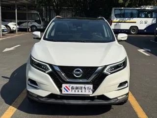 Nissan Qashqai 2022 купить из Китая, цена 1 942 000 ₽ — Suifenhe Auto