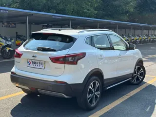 Nissan Qashqai 2022 купить из Китая, цена 1 942 000 ₽ — Suifenhe Auto