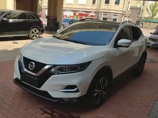 Nissan Qashqai 2023 купить из Китая, цена 1 793 000 ₽ — Suifenhe Auto