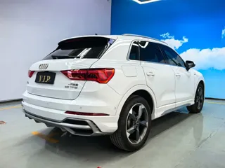 Audi Q3 2022 купить из Китая, цена 2 769 000 ₽ — Suifenhe Auto