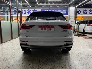 Audi Q3 2022 купить из Китая, цена 2 423 000 ₽ — Suifenhe Auto