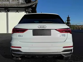 Audi Q3 2022 купить из Китая, цена 2 690 000 ₽ — Suifenhe Auto