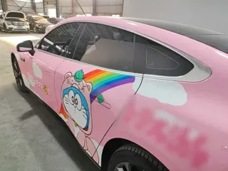 Xpeng P7 2022 купить из Китая, цена 3 773 000 ₽ — Suifenhe Auto