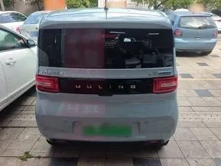 Wuling Hong Guang Mini EV 2024 купить из Китая, цена 845 000 ₽ — Suifenhe Auto