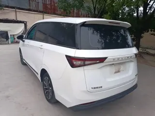 Wuling Jiachen 2023 купить из Китая, цена 1 108 000 ₽ — Suifenhe Auto
